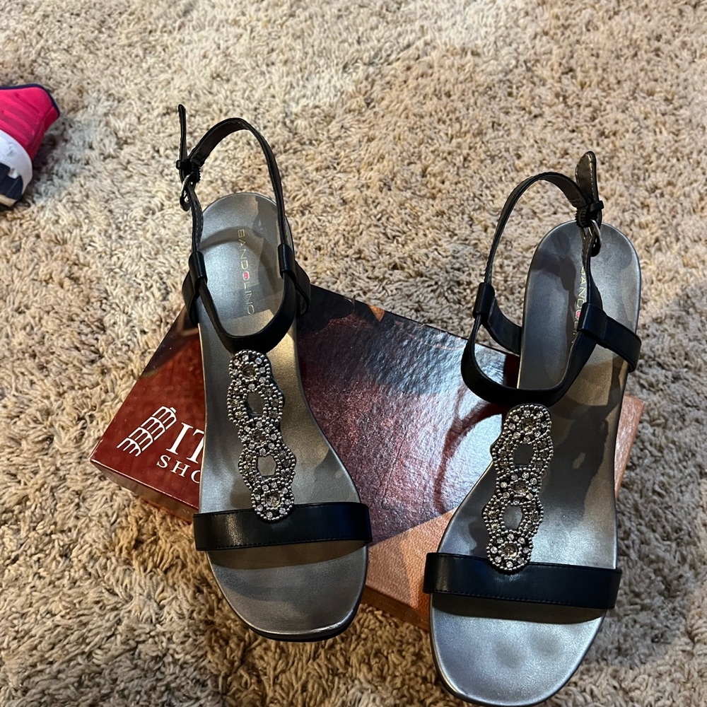Ladies sandles